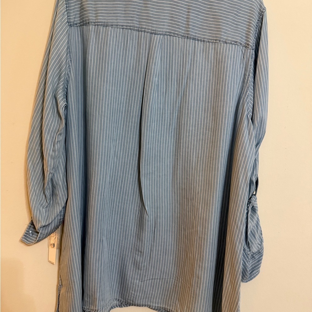 Zac & Rachel Light Blue and White Striped Shirt - Picture 3 of 8